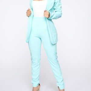 Fashion nova Blazer set - Mint